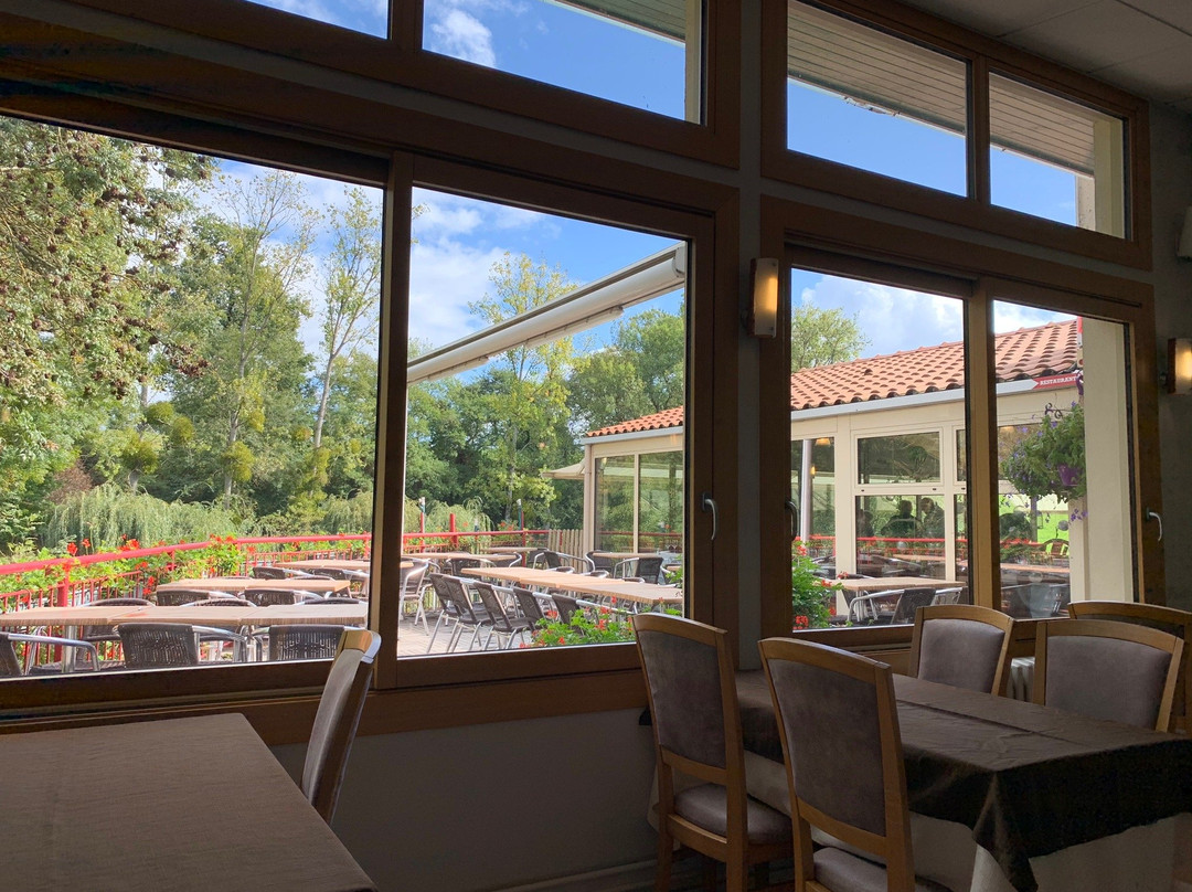 Le Pont de Senard主图