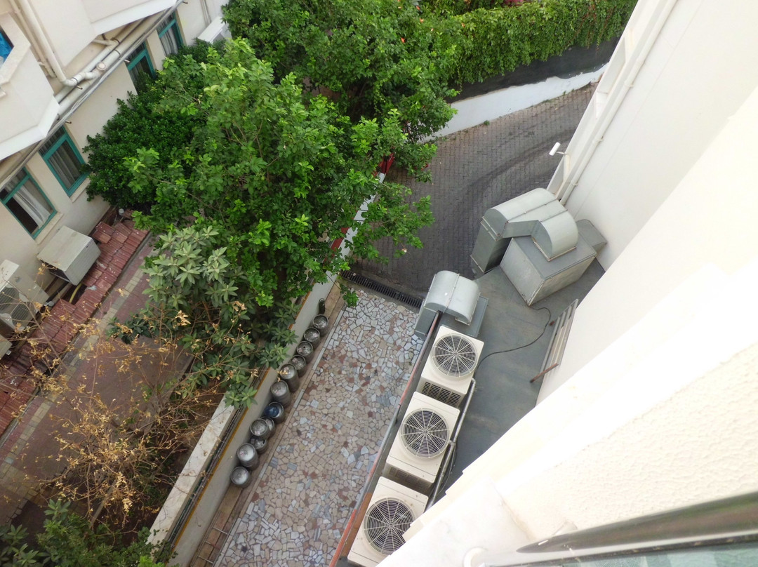 White City Beach Hotel主图
