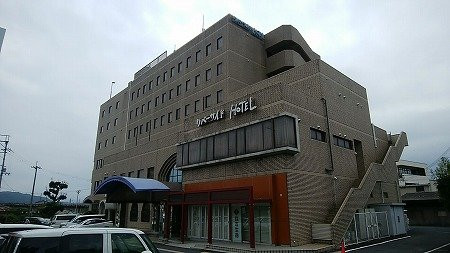 Riverside Hotel主图