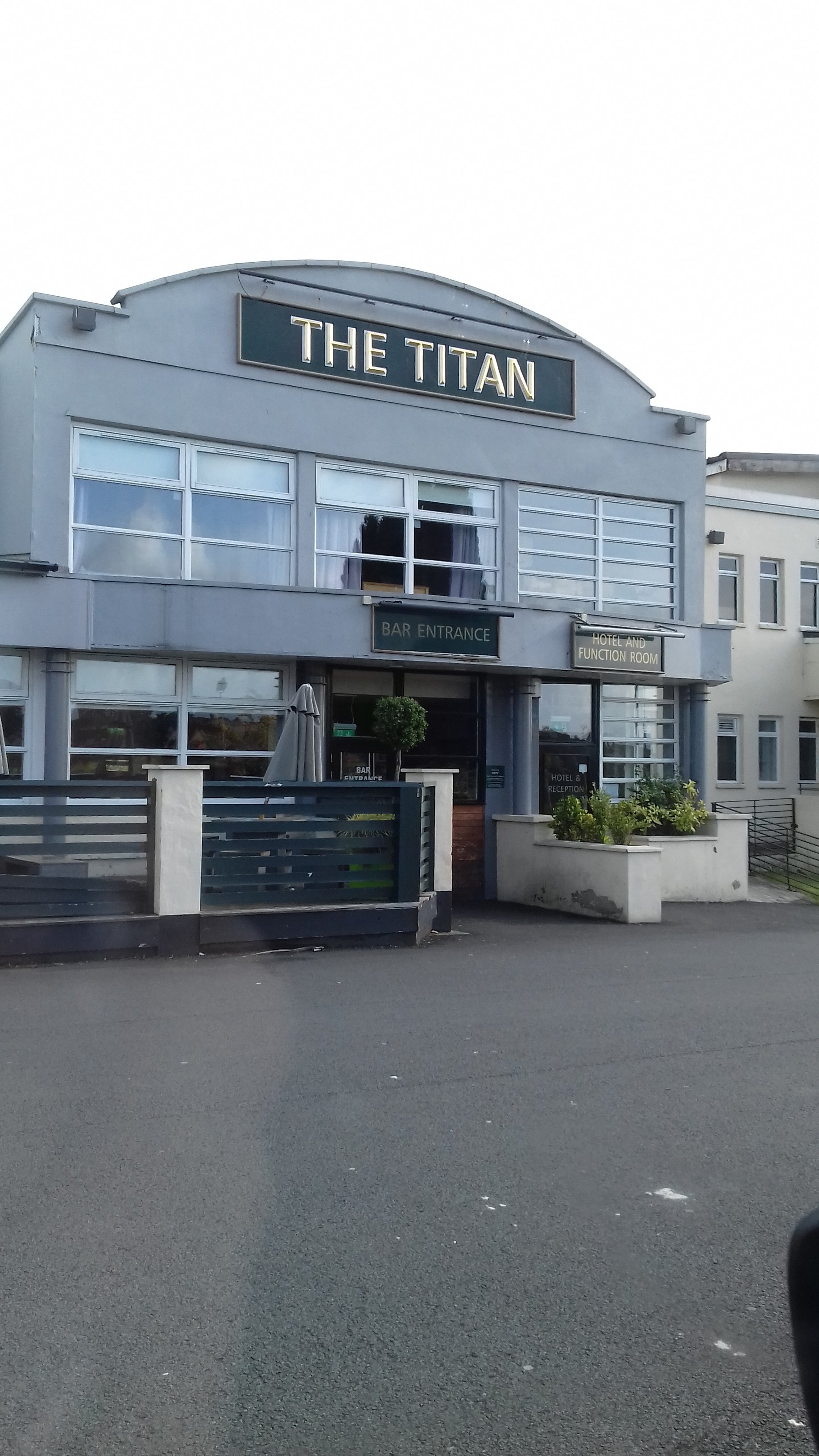 Titan Hotel-浴室