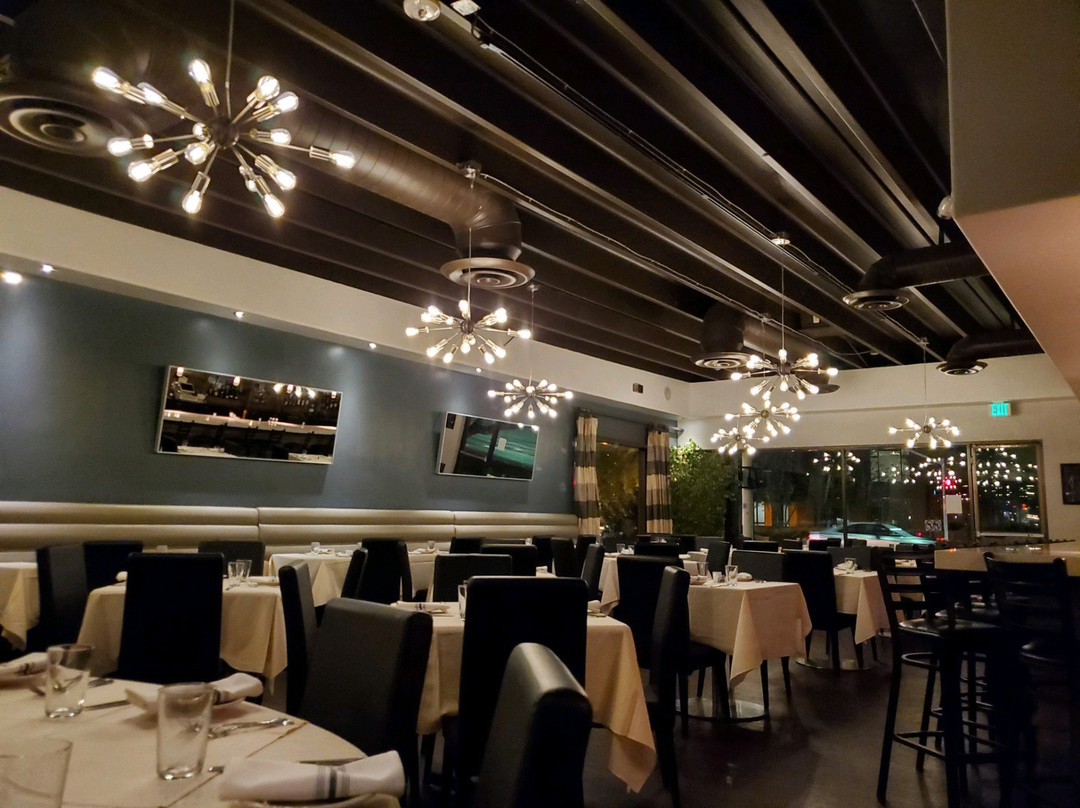 Tommy V's Urban Kitchen and Bar