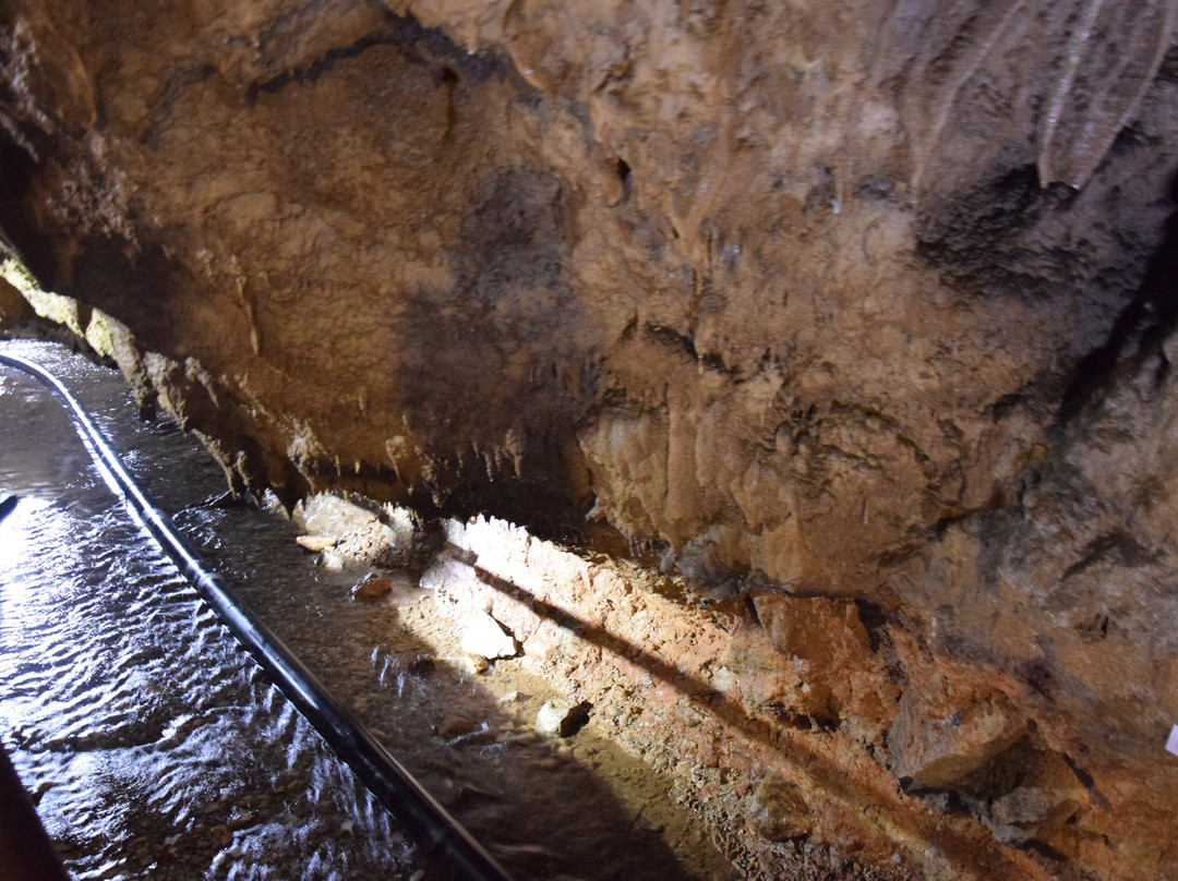 Ghoori Ghaleh Cave-Paveh必去景点