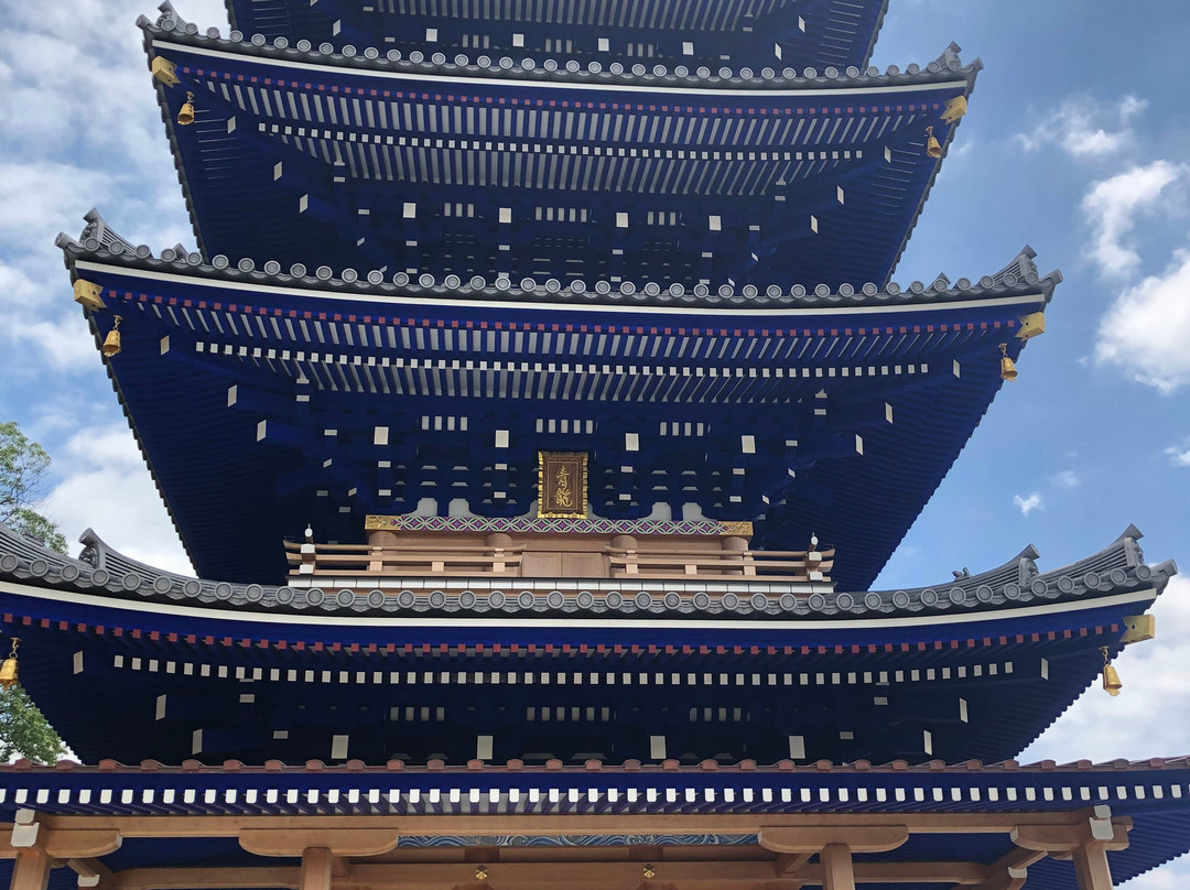 Nakayamadera Temple景点图片