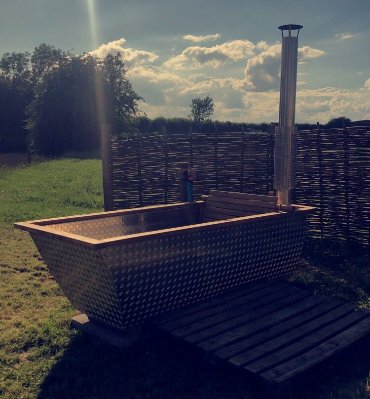 Hill Farm Glamping主图