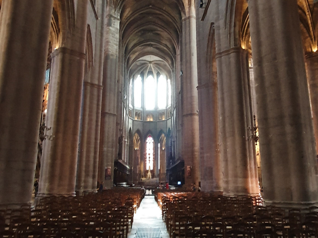 Cathédrale Notre Dame de Rodez景点图片
