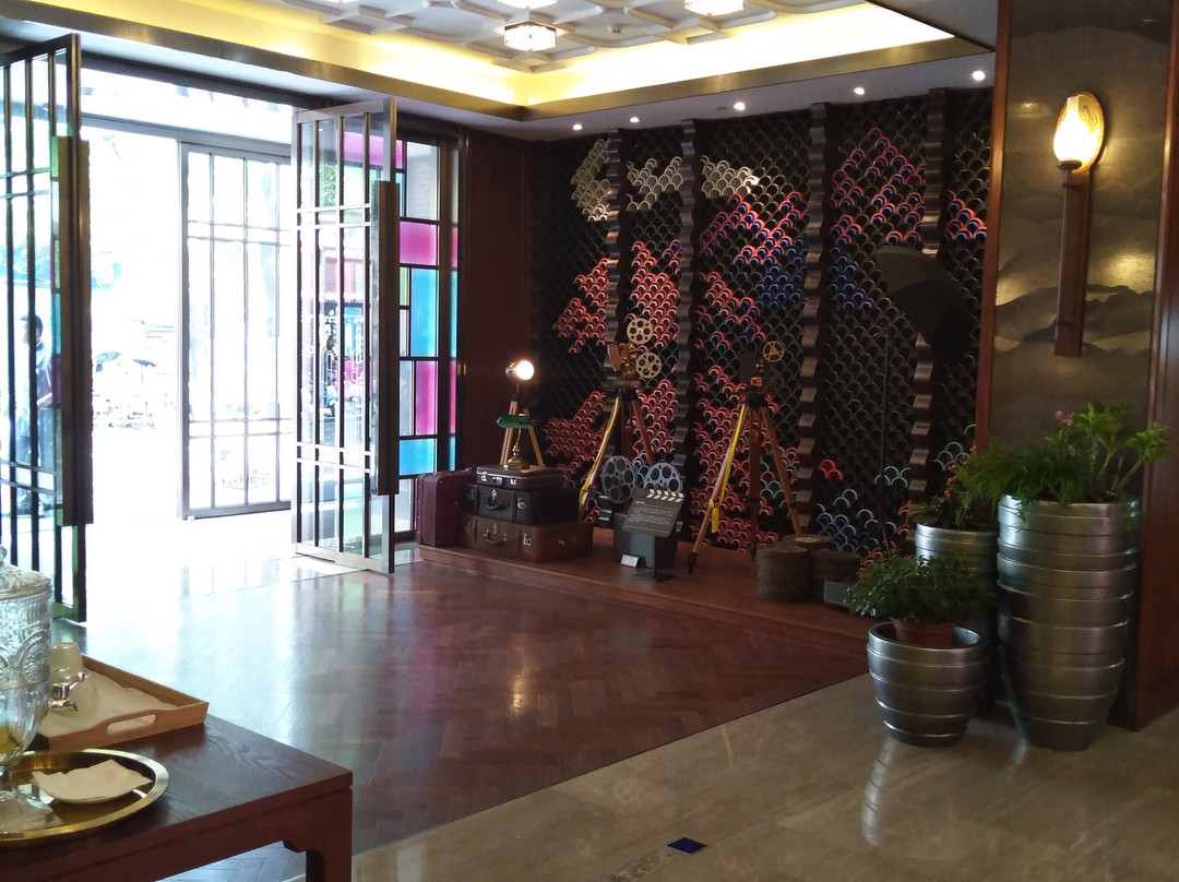 南京夜泊秦淮君亭酒店大戏院店主图