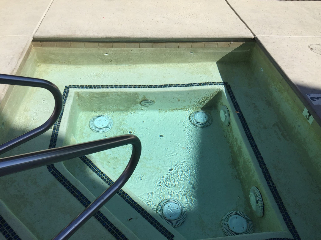 图莱利拉金塔旅馆及套房酒店主图