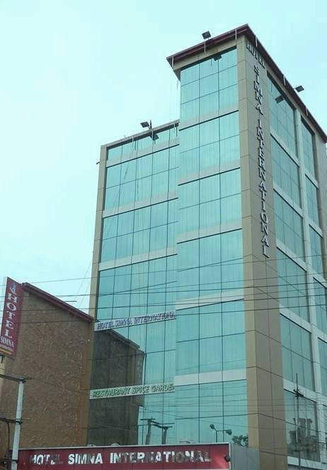 Hotel Simna International主图