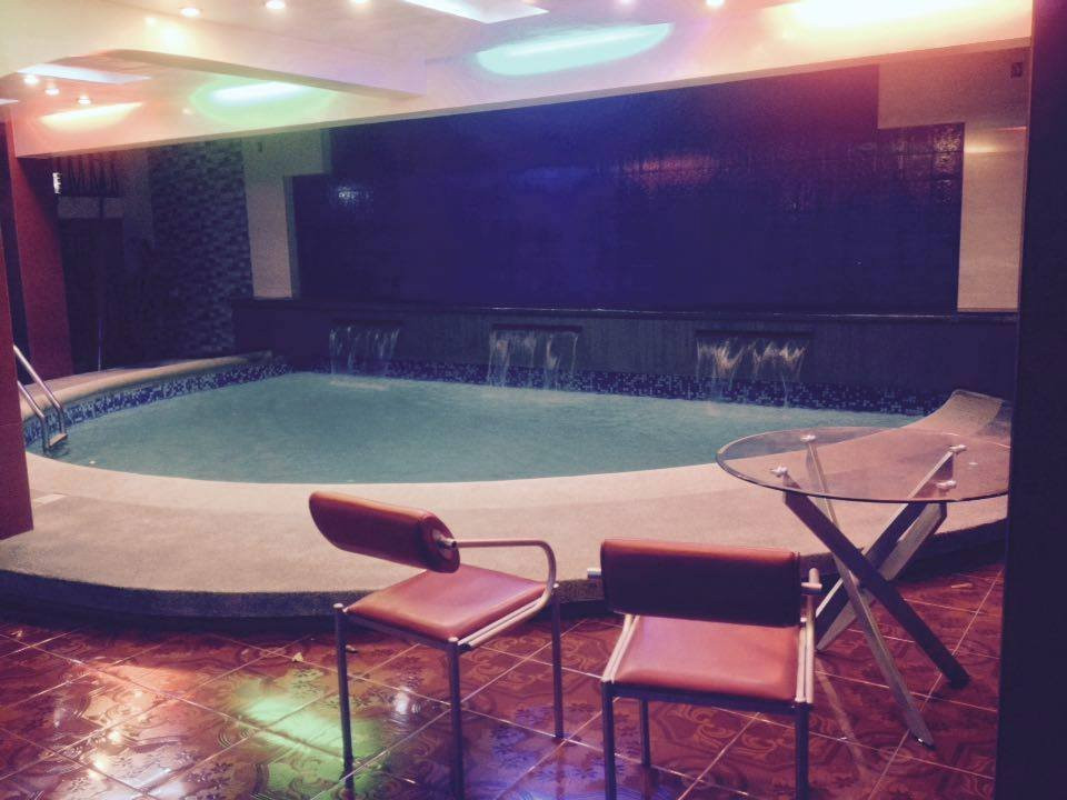 SouthPoolSide Tourist Inn主图