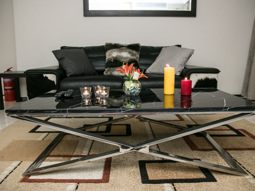 Red Mango Hotel and Apartments主图