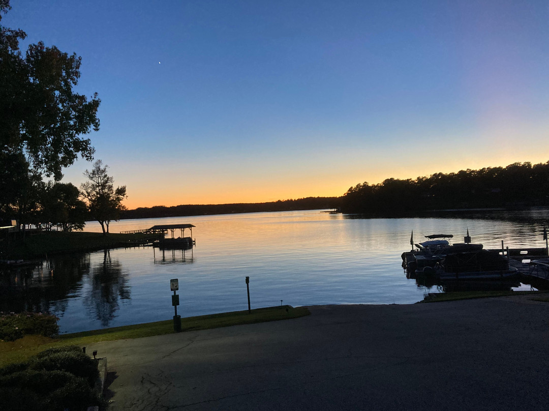 Lake Greenwood Motorcoach Resort
