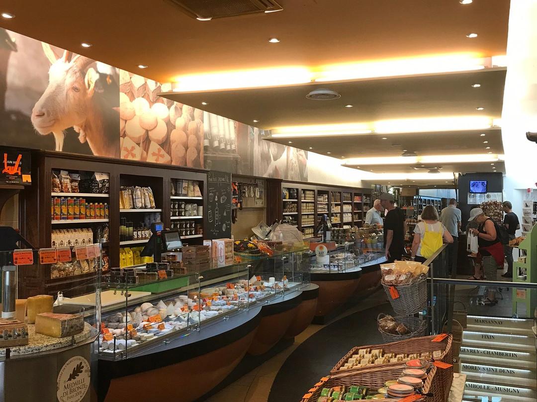 Cheese Shop Alain Hess景点图片