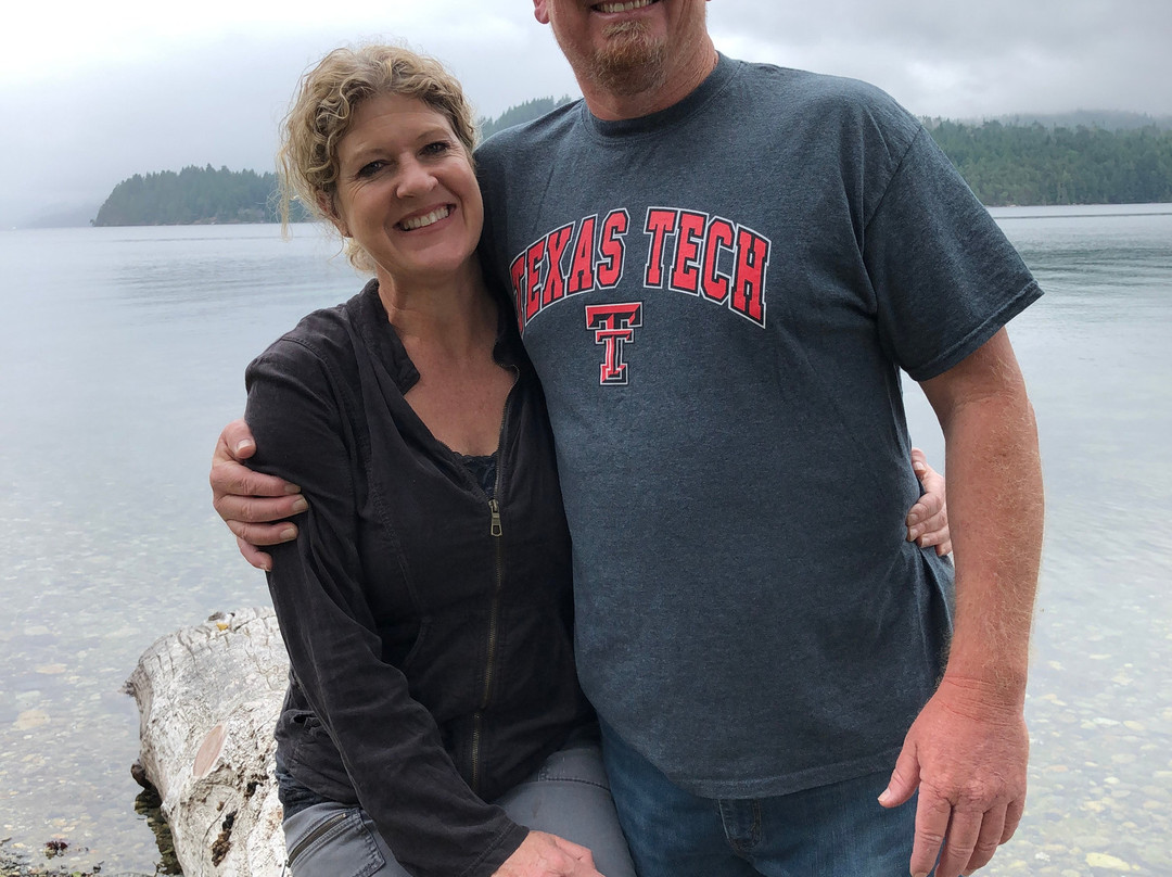 At The Shore B&B主图