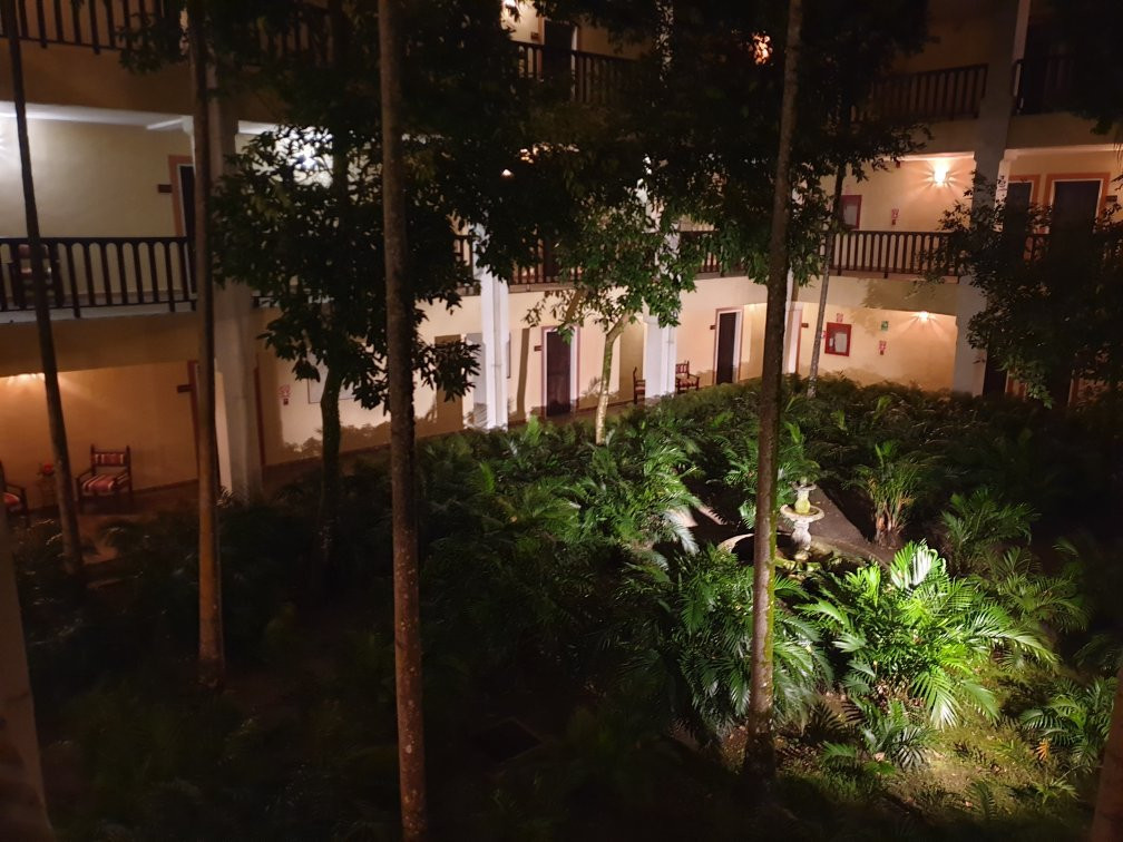 Hotel Antigua Mision Parque & Spa主图