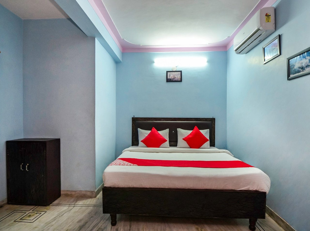 Collection O 23148 The Royal Villa And Restaurant主图