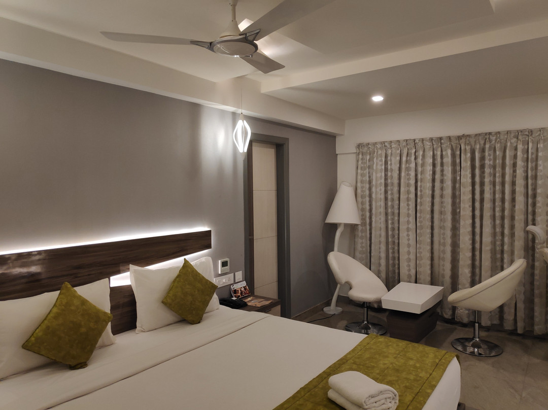 Hotel Chenthur Park主图