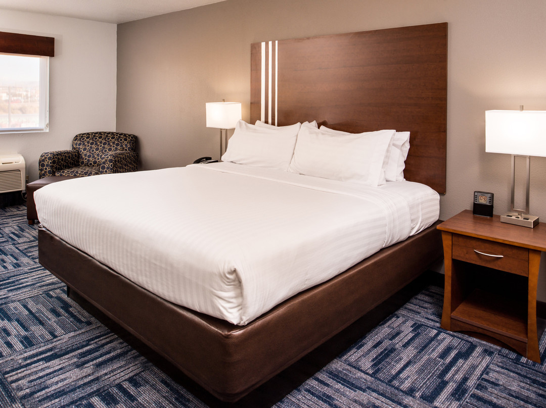 Holiday Inn Express & Suites Alamogordo by IHG主图