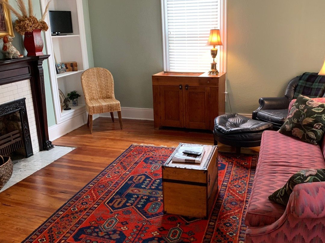 Colonel's Cottage Inns主图