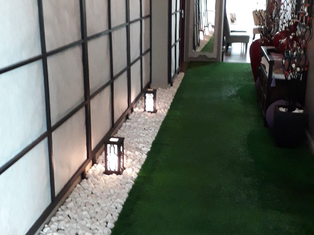 Naree Authentic Thai Massage-米那顿必去景点