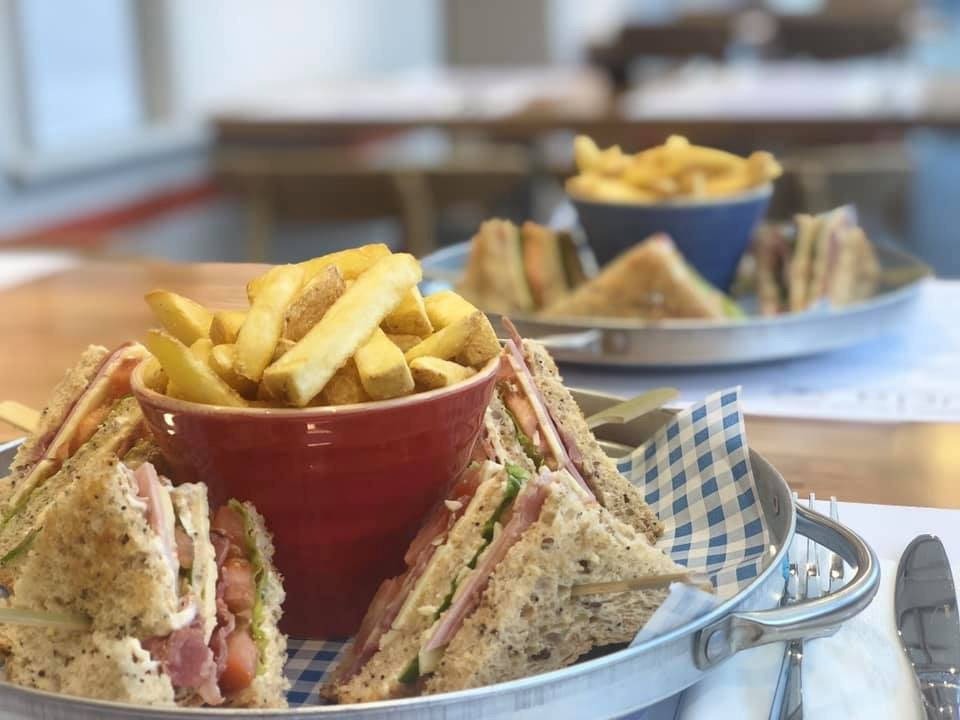 Haringey餐馆和美食-Lucia Coffeehouse & Deli Food