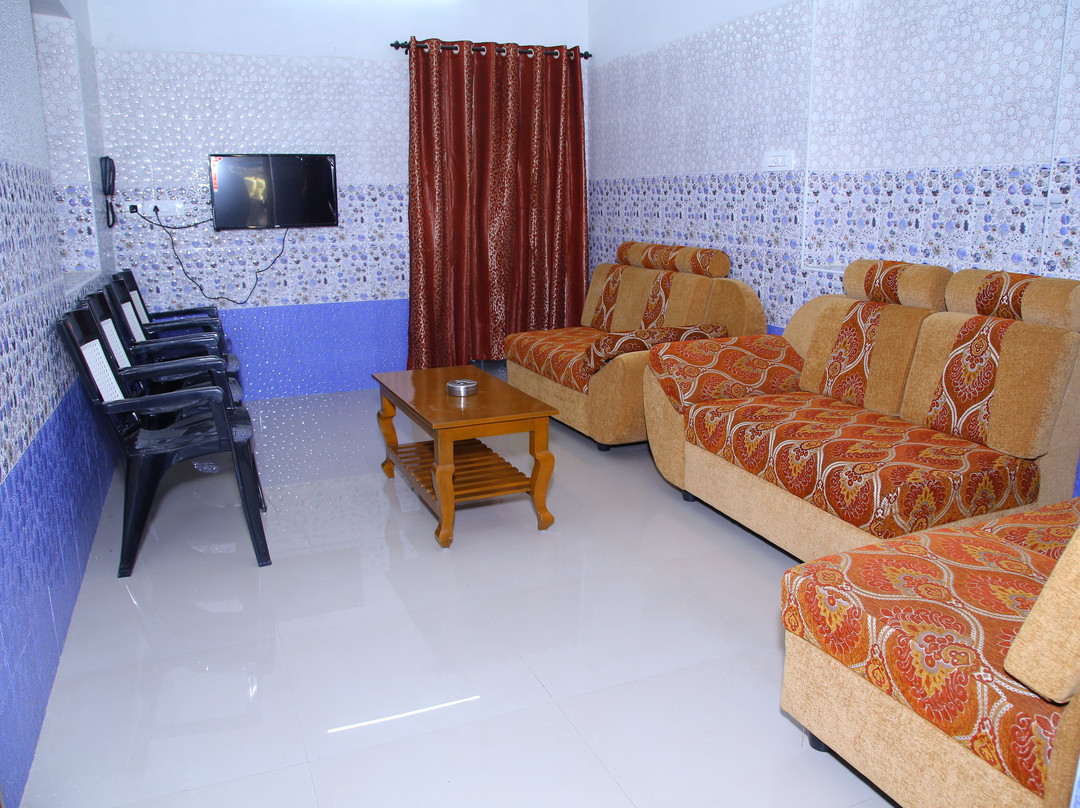 Sri Nandha Luxury Comfort主图