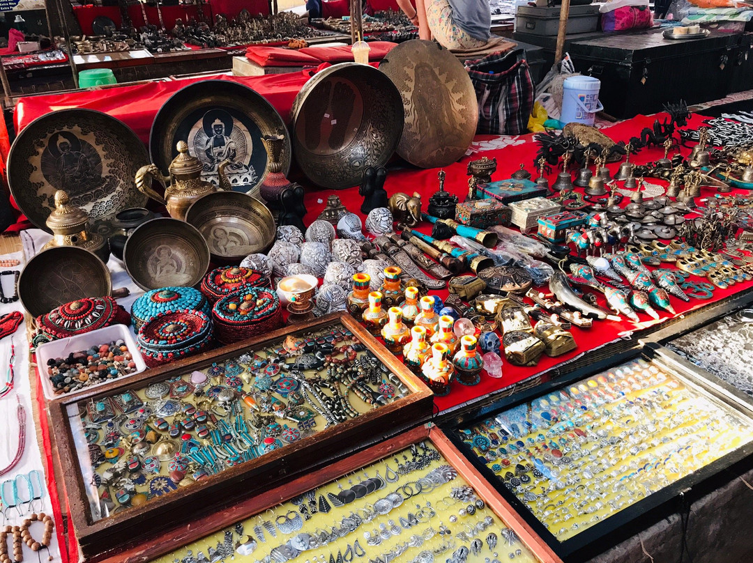Tibetan Handicraft and souvenirs market景点图片