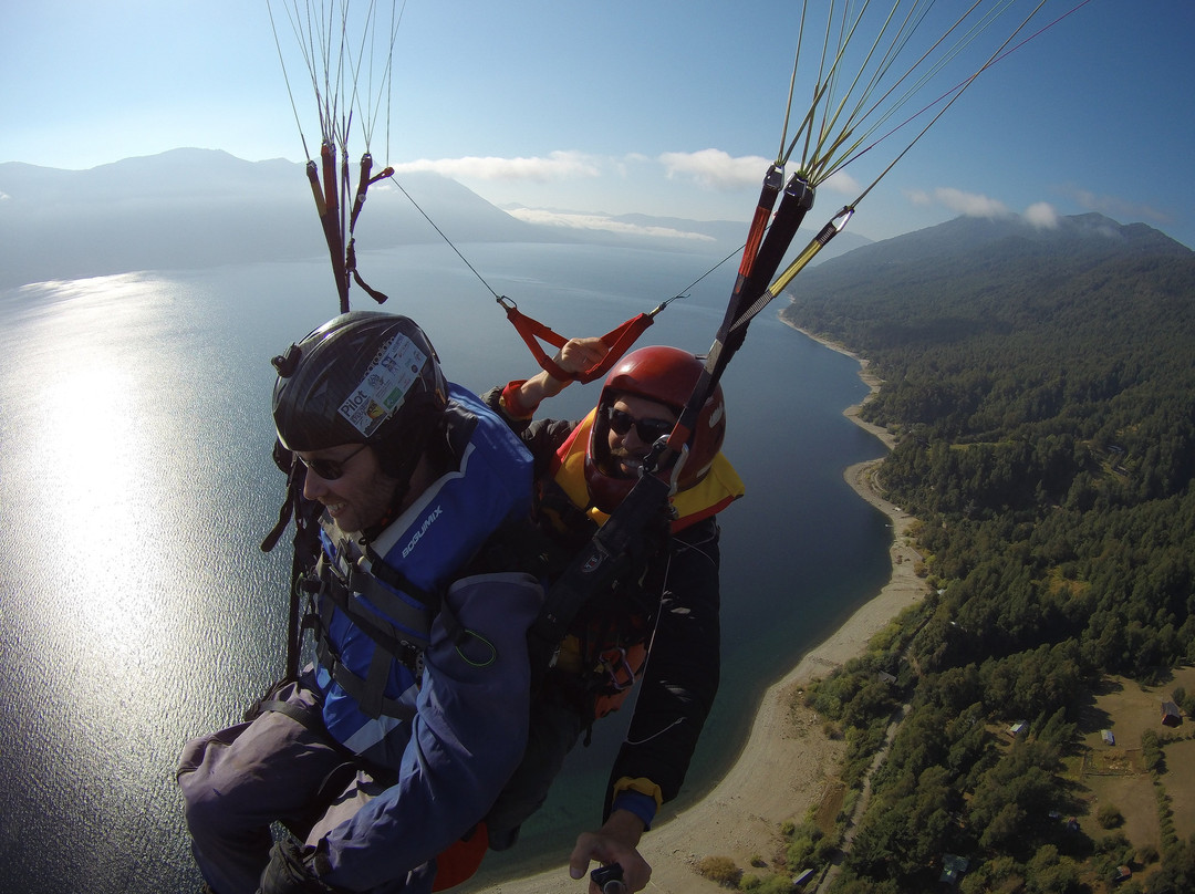 Pucon Paragliding-普孔必去景点