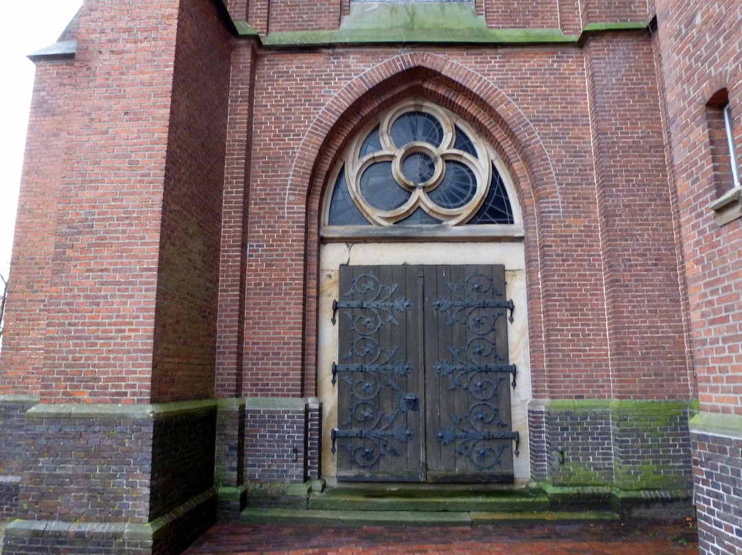 St. Antonius Katholische Pfarrkirche zu Papenburg景点图片