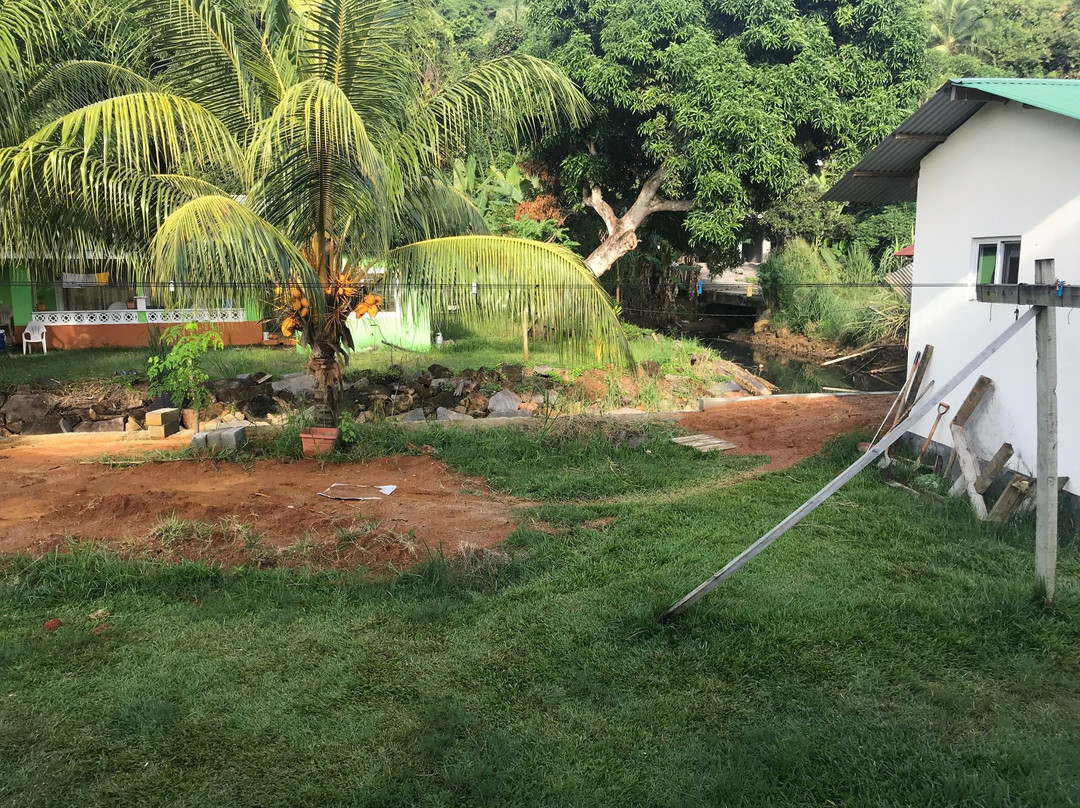 Julie's Holiday Home主图