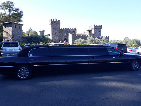 Wine and Limo-圣罗莎必去景点