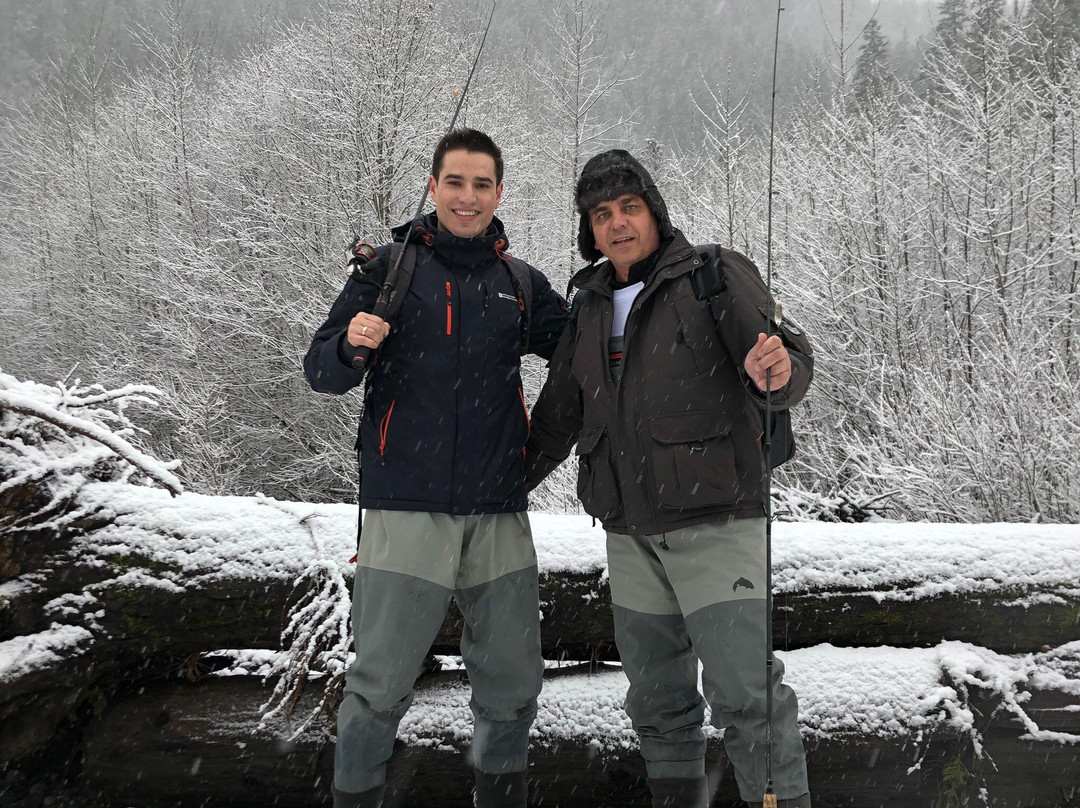 Trout Country Fishing Guides景点图片