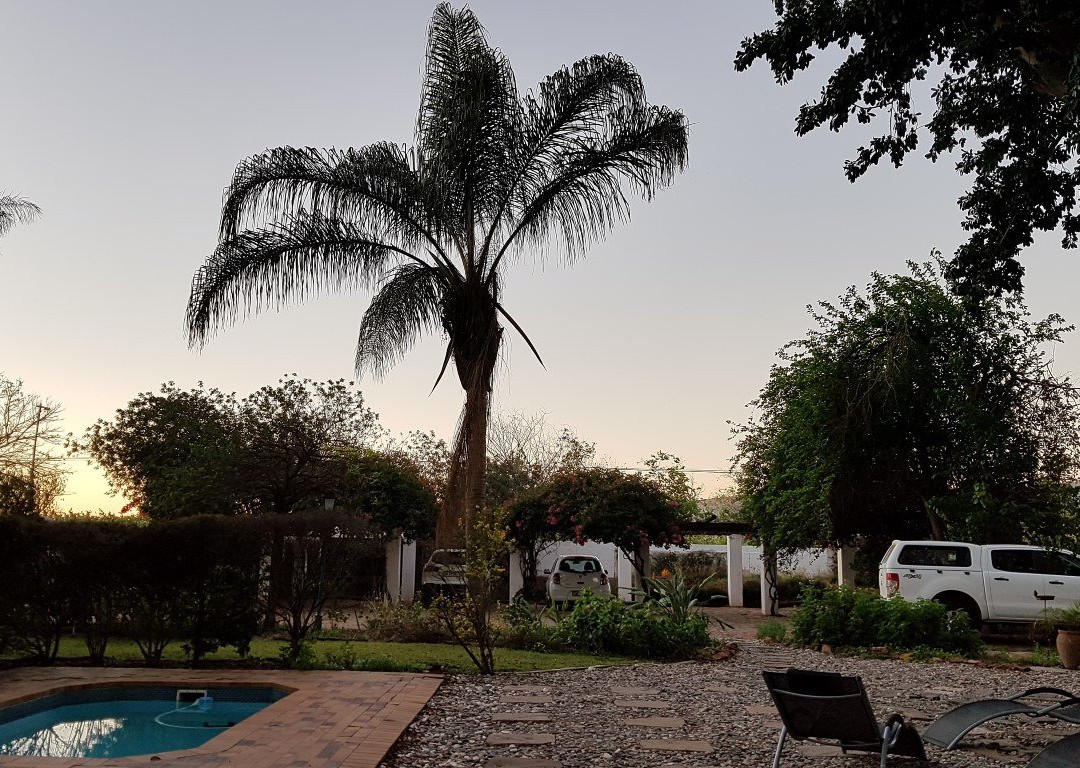 圣杜巴里斯酒店主图