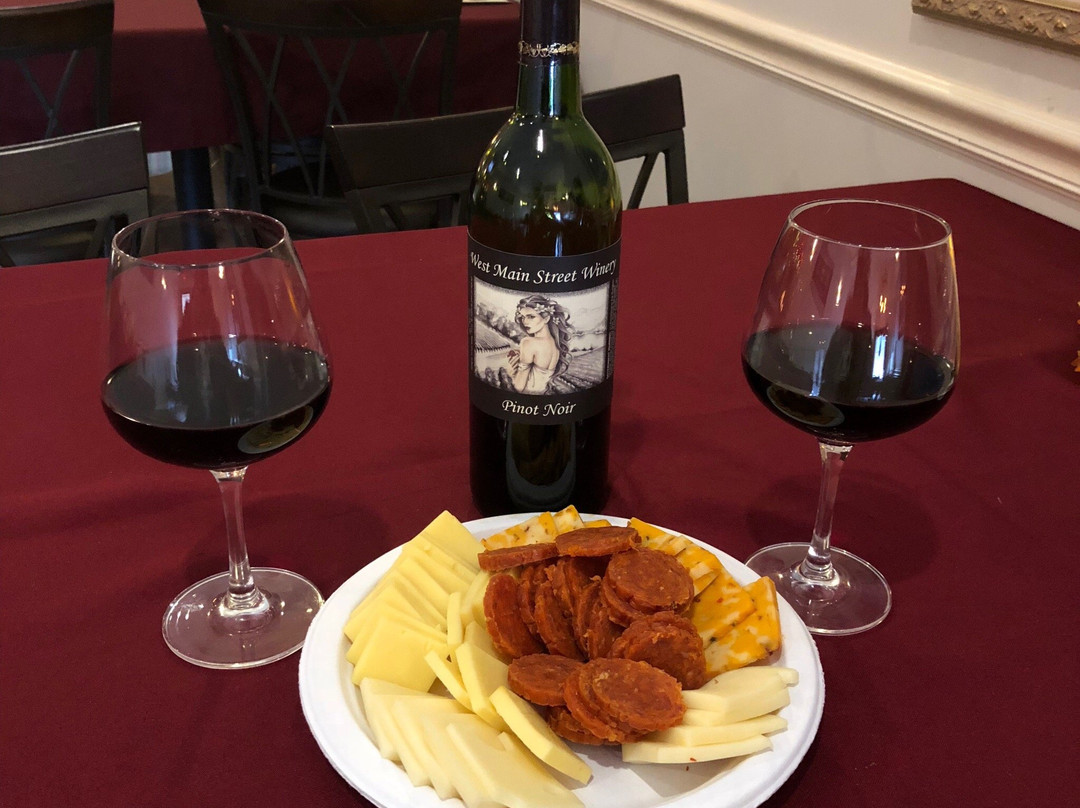 West Main St Winery景点图片