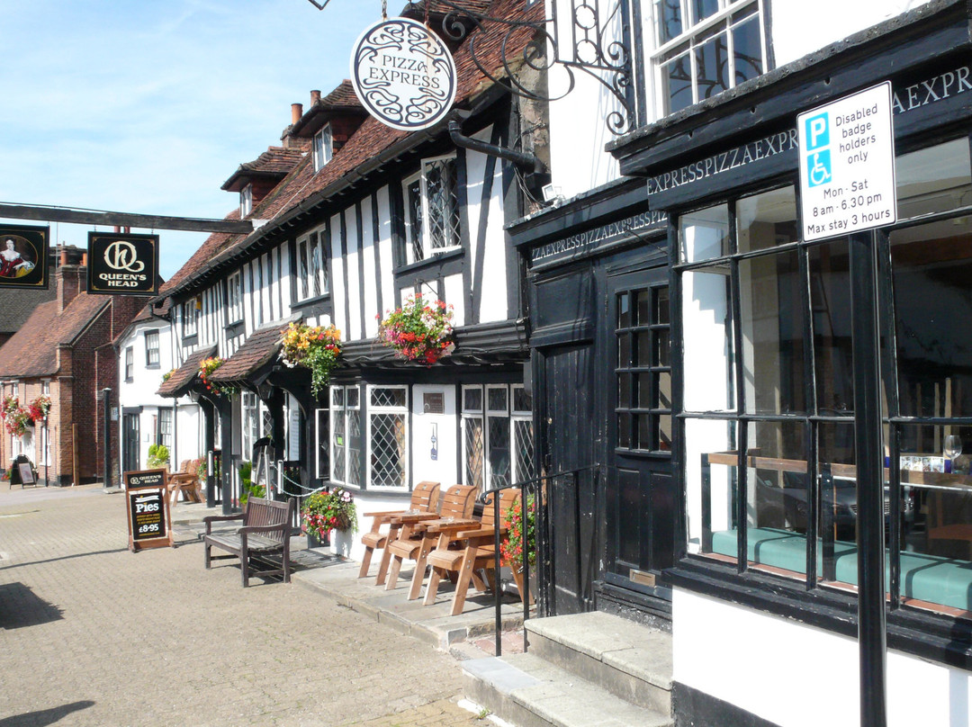 The Queen's Head-Pinner必去景点