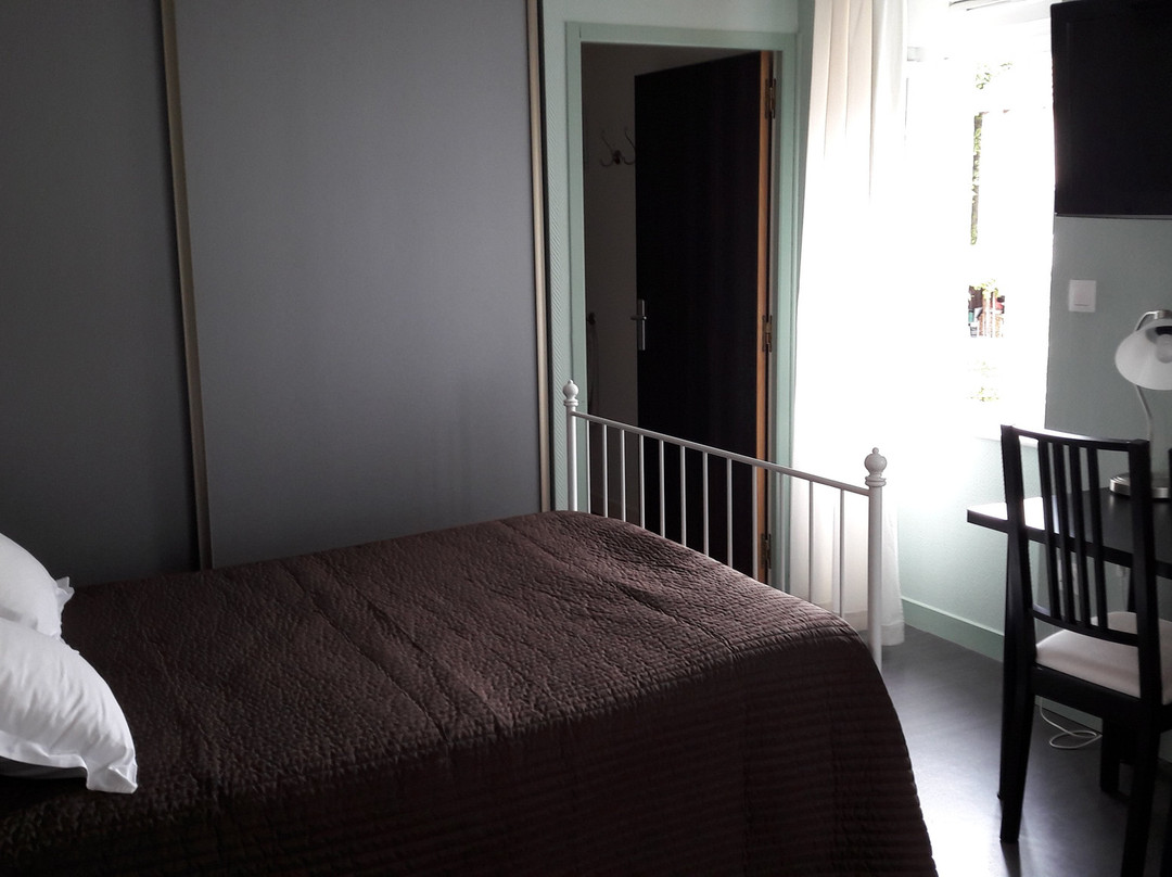 Les Pierres Folles主图