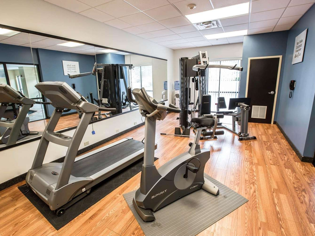 金斯波特凯富套房酒店主图