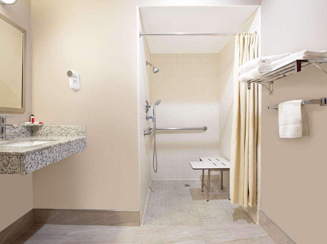 奇科速8酒店主图