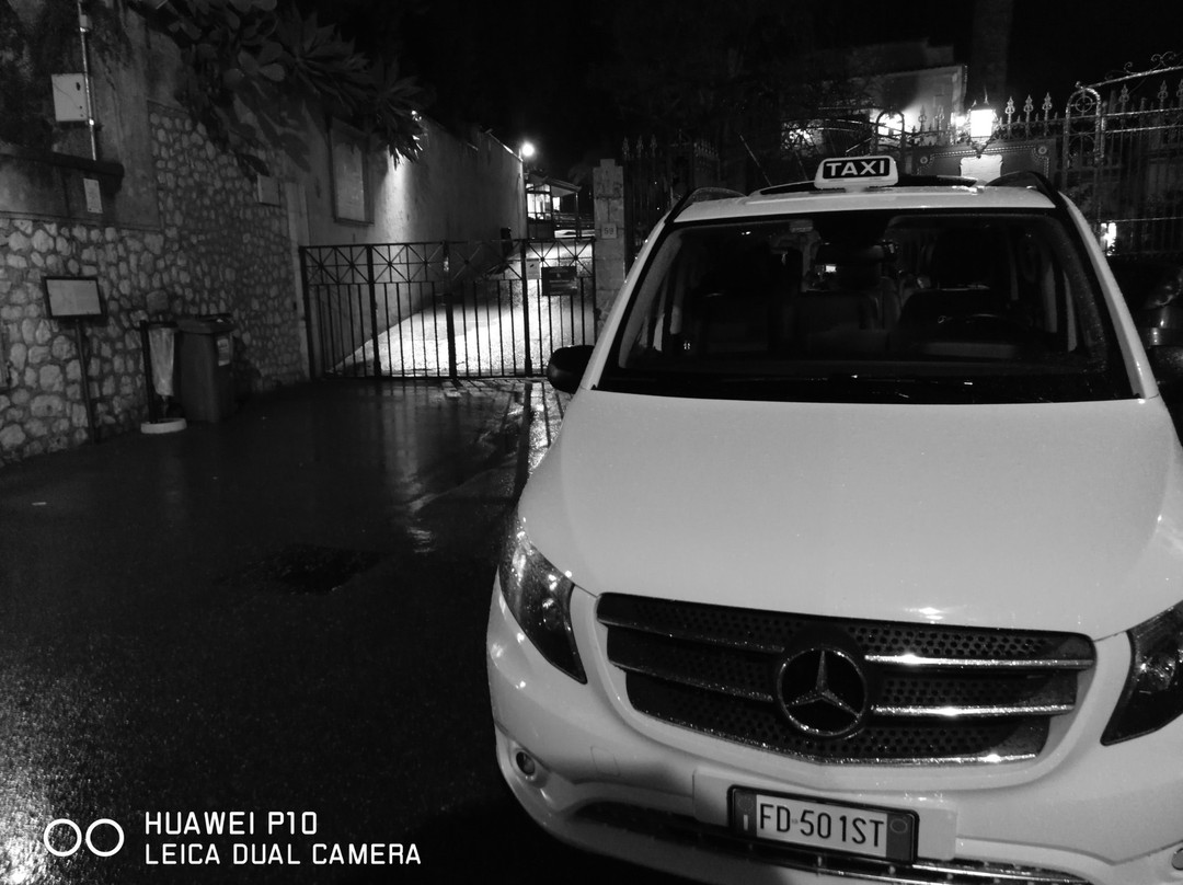 Taxi Messina Alessandro Day Tours景点图片