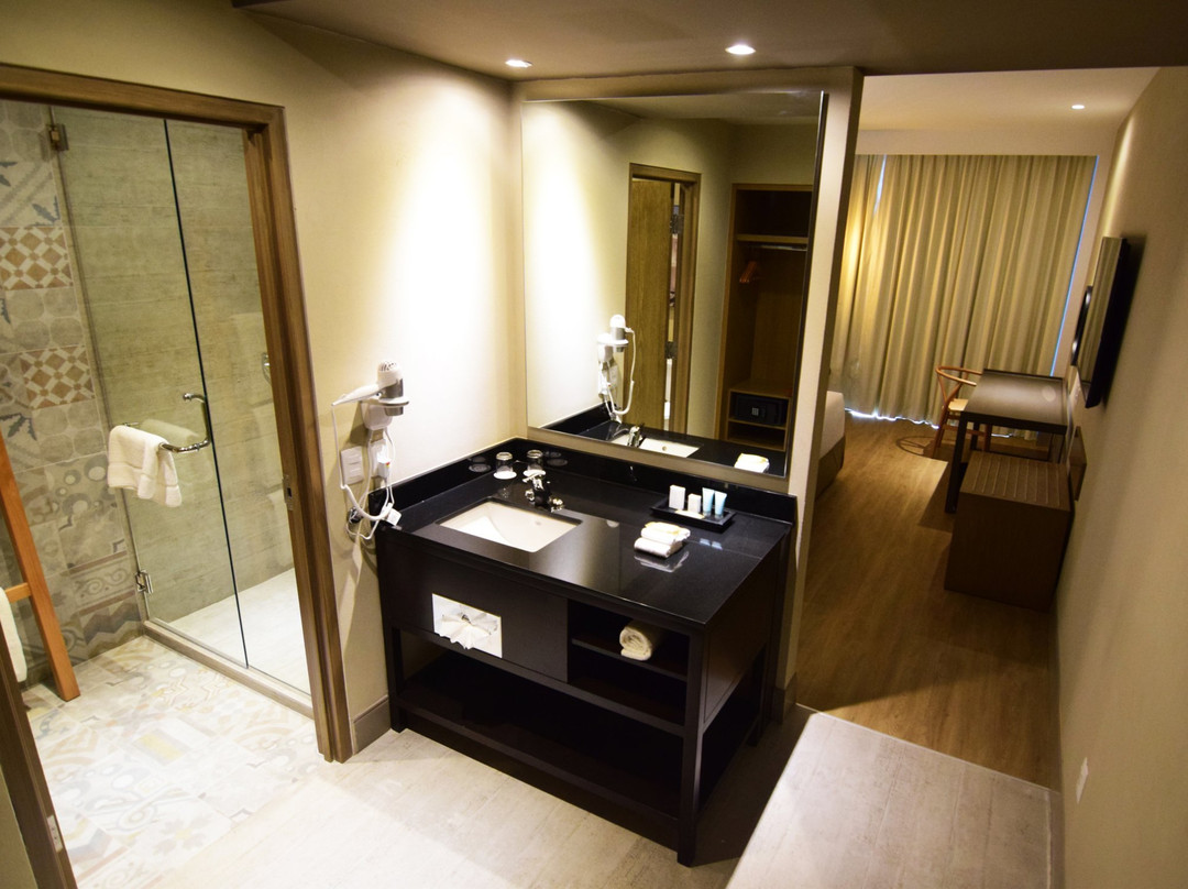 恩塞纳达托雷卢塞纳酒店