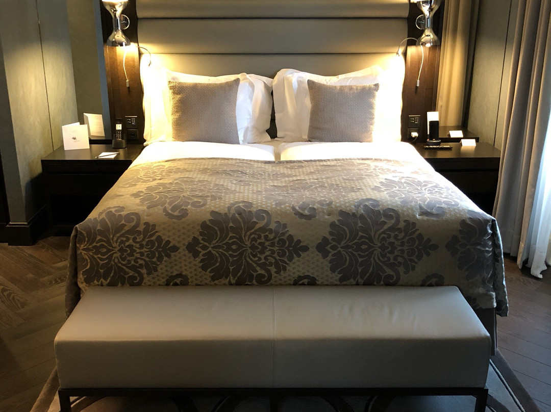 Hotel Royal Savoy Lausanne主图
