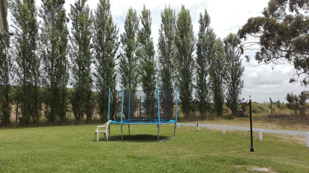 Howard Johnson Hotel and Convention Center Madariaga Carilo主图