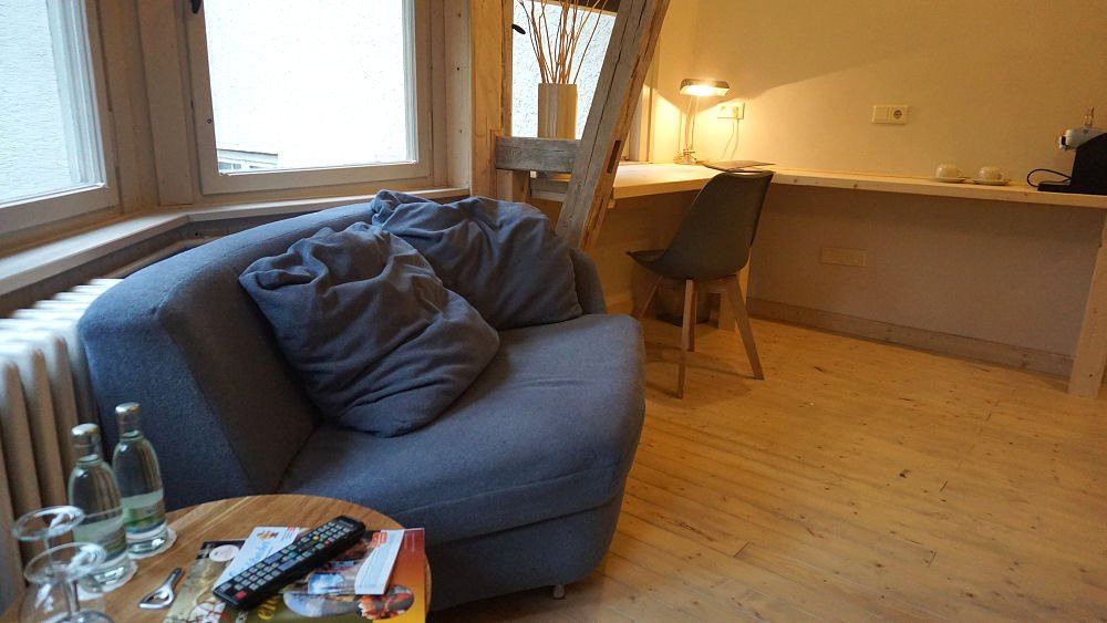 卡佩勒酒店主图