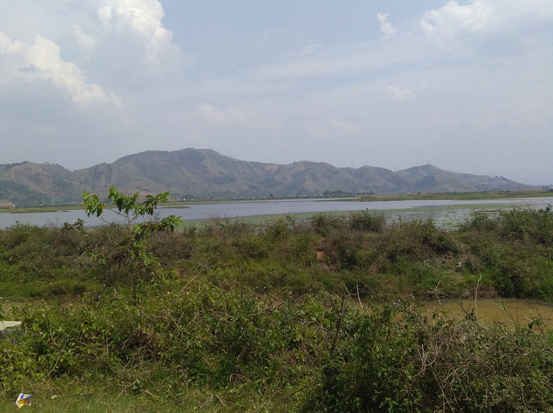 Tamu旅游景点-Waithou Lake