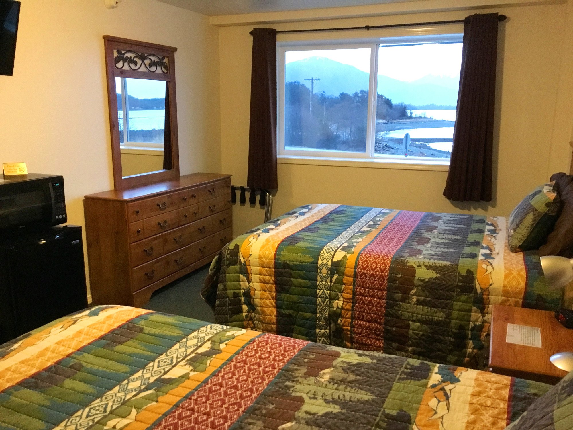 Sitka's Eagle Bay Inn-官方