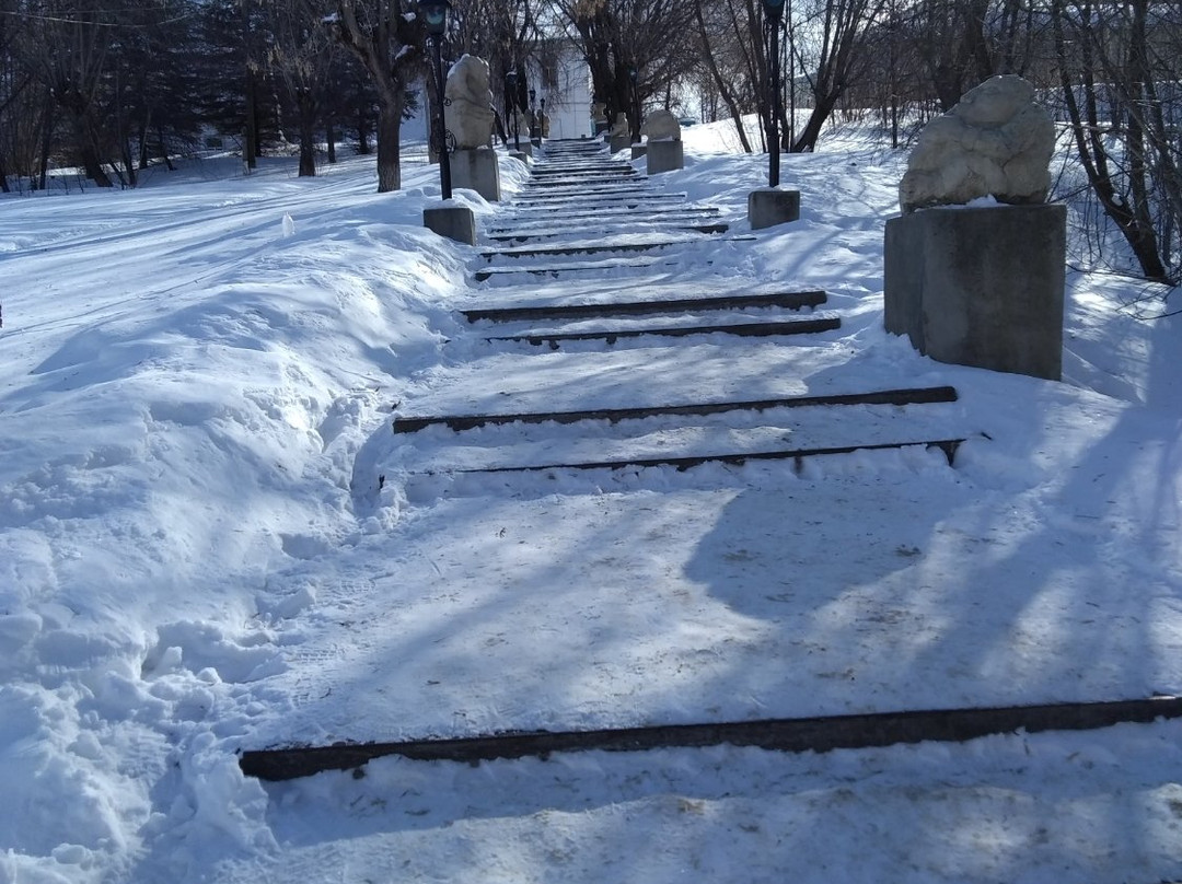 Monument Samovar-Suksun必去景点