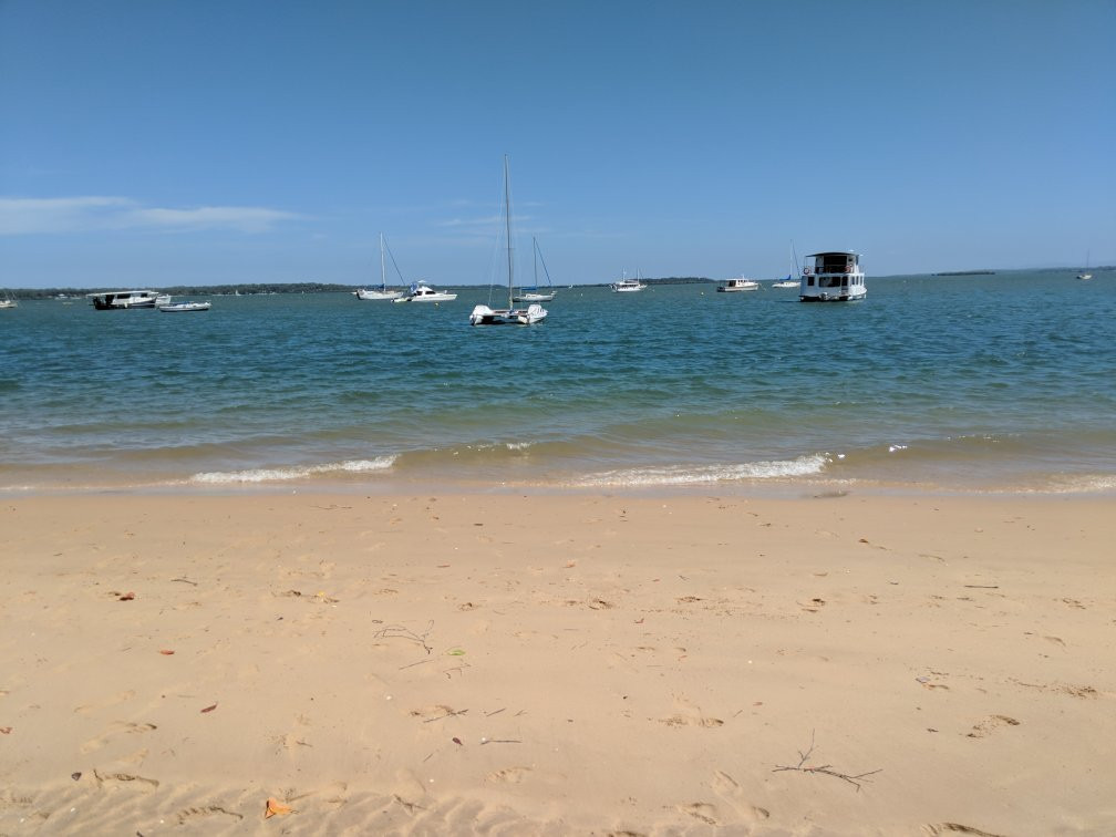 Coochie Boat Hire景点图片