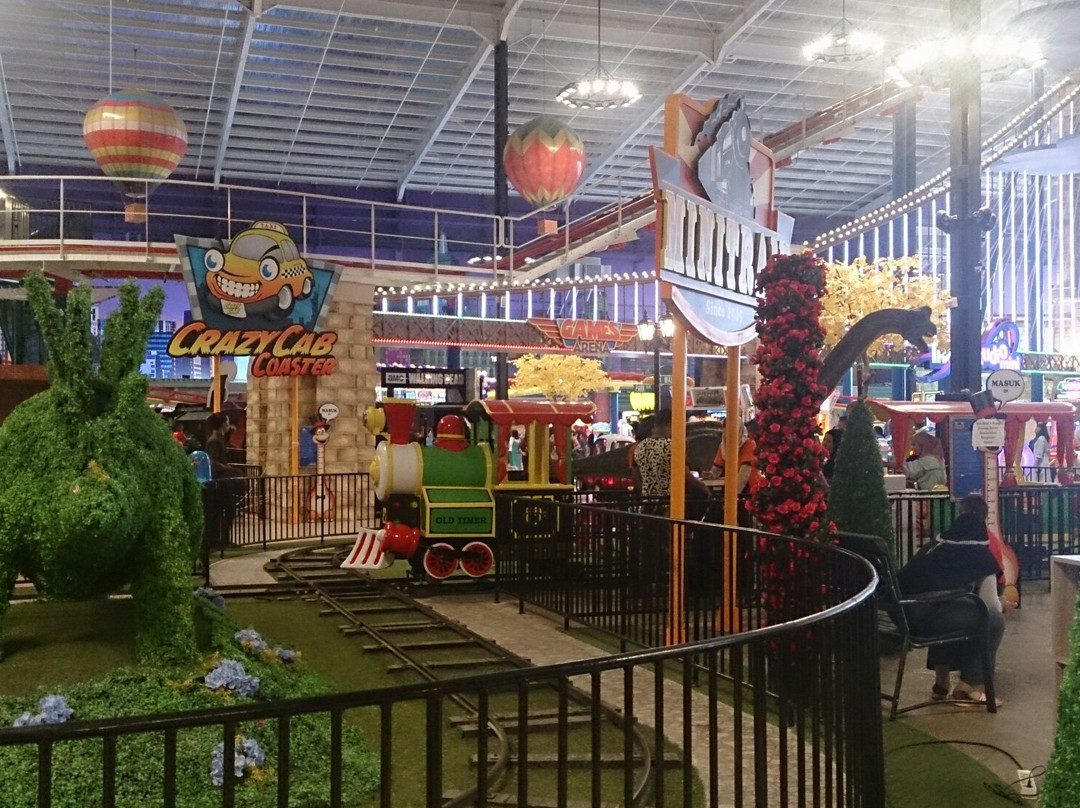 Transmart-巨港必去景点