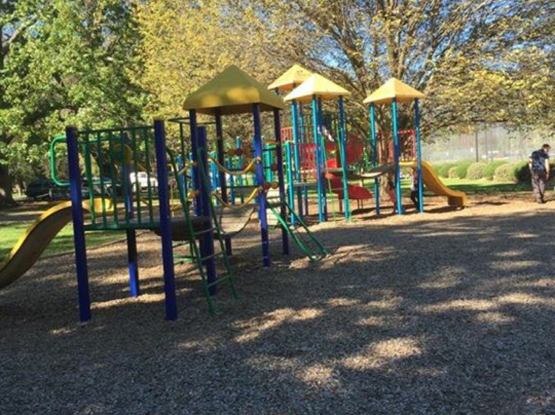 Queens Park-希尔斯维尔必去景点