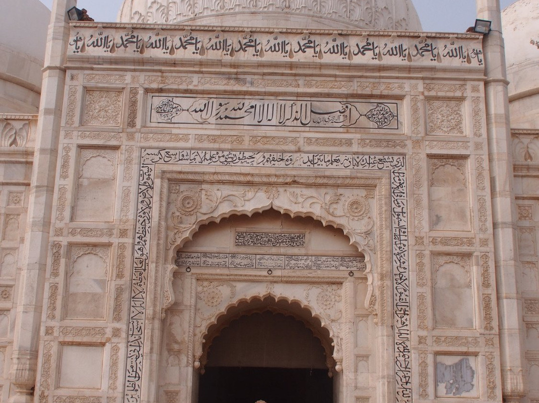 Abbasi Jamia Masjid Qila Derawar-Bahawalpur必去景点