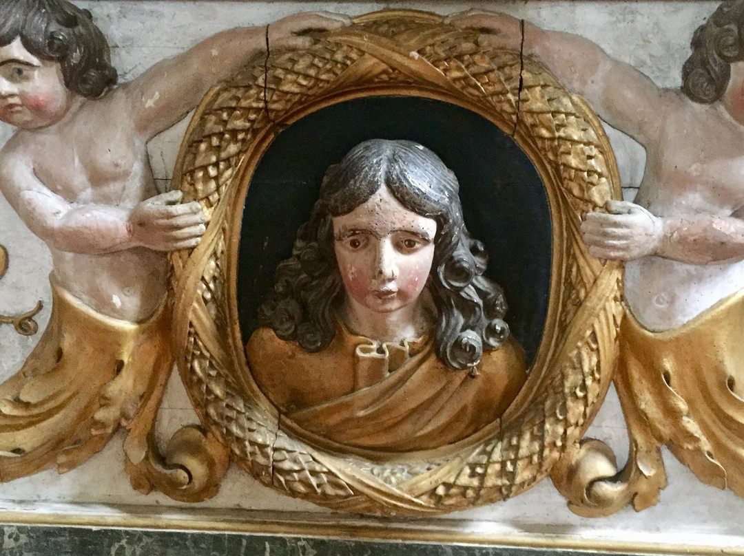 Eglise Saint-Hilaire-Mortemart必去景点